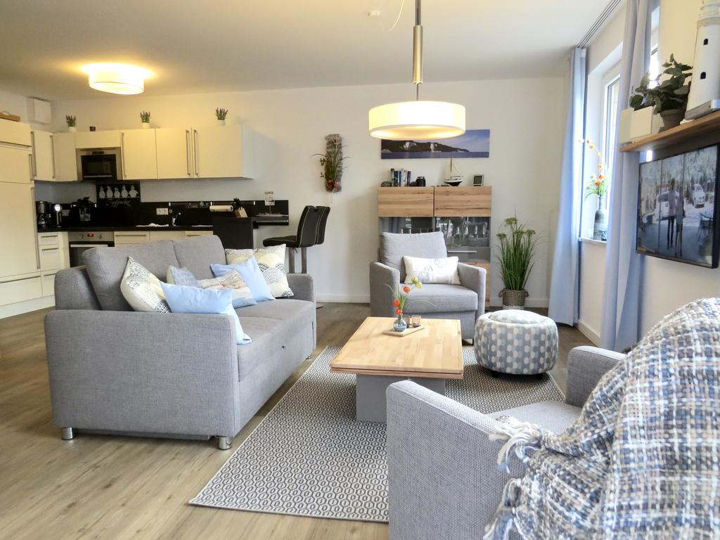 Ferienwohnung Sonnensegler Juliusruh Buitenkant foto